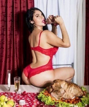 Проститутка Нелия